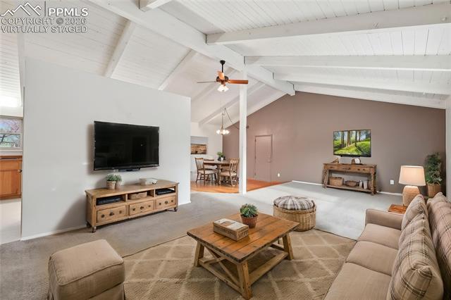 1114 Pioneer Lane