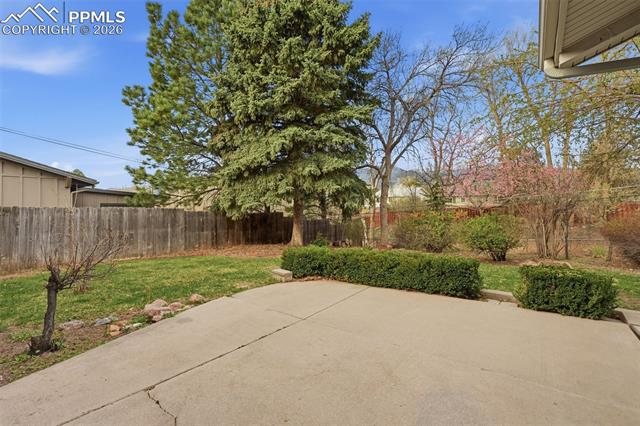 1114 Pioneer Lane