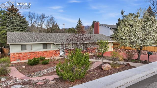1114 Pioneer Lane