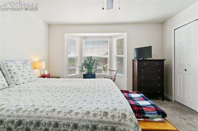 3932 Aspen Leaf Point