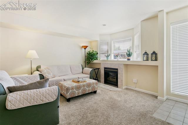 3932 Aspen Leaf Point