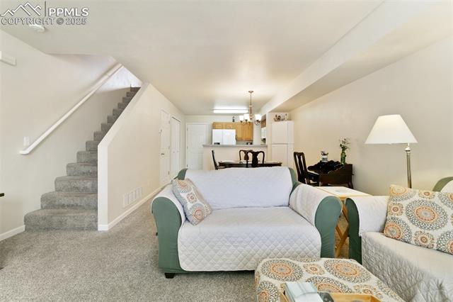 3932 Aspen Leaf Point