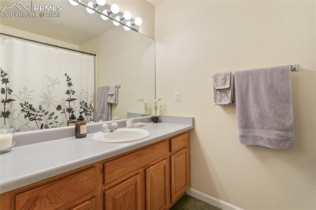 3932 Aspen Leaf Point