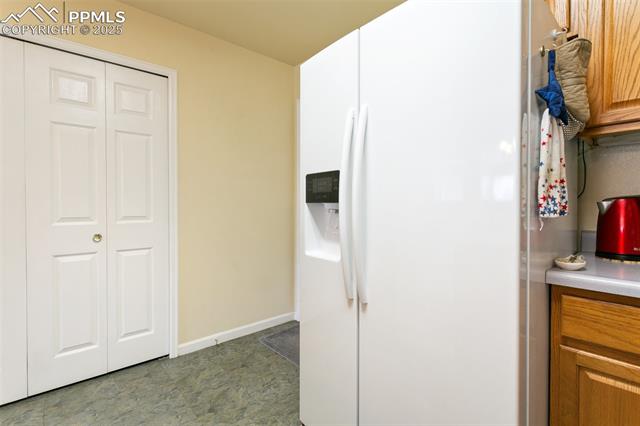 3932 Aspen Leaf Point