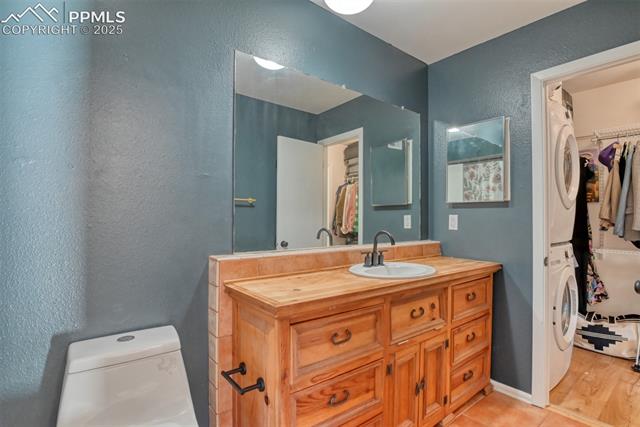 935 Saturn Drive 230