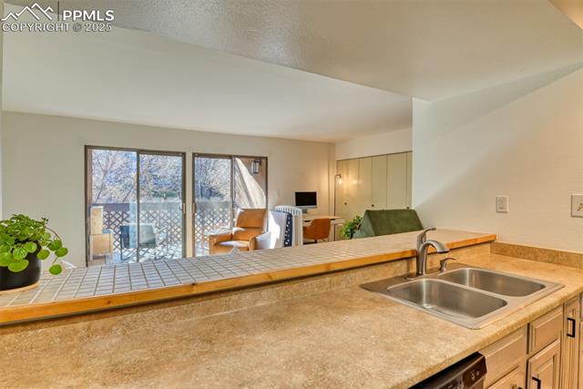 935 Saturn Drive 230