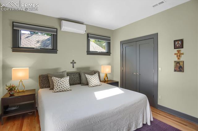 1529 N Nevada Avenue