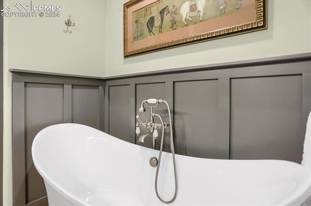 1529 N Nevada Avenue