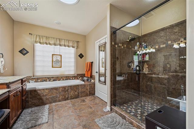 1889 Safe Harbor Court