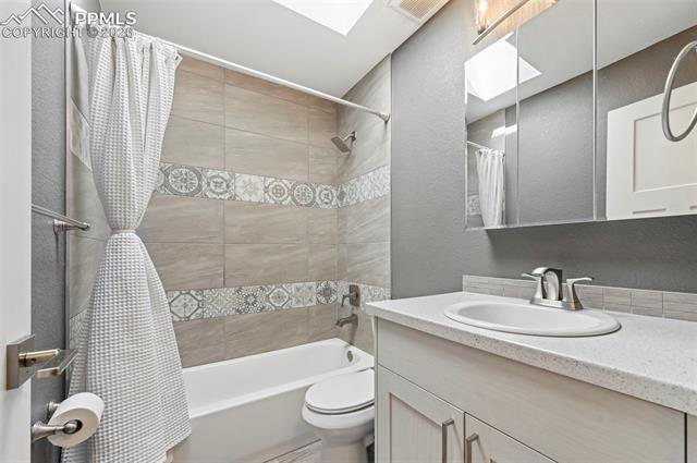 1249 Eastmeadow Drive