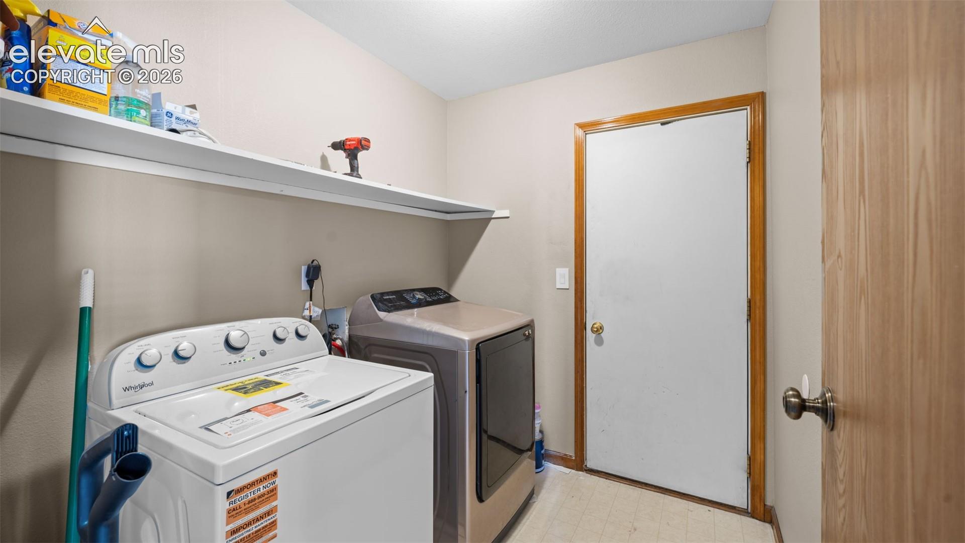 1180 Goodview Court