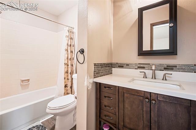 2436 Cherokee Park Place