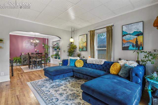 832 E Vermijo Avenue