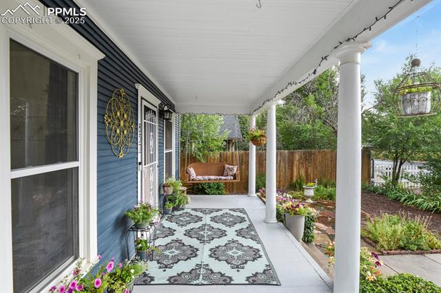 832 E Vermijo Avenue