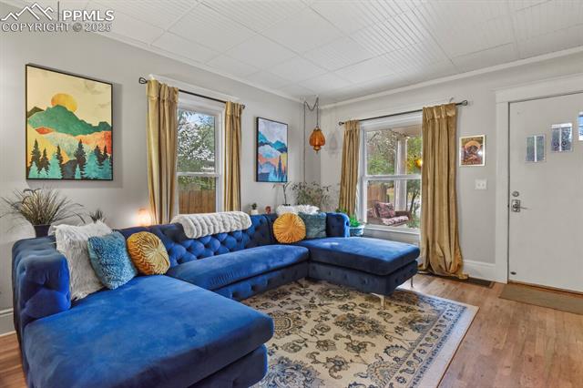 832 E Vermijo Avenue