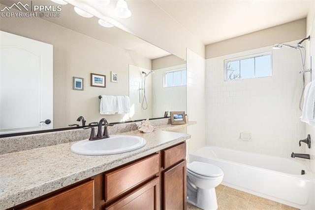 10823 Torreys Peak Way