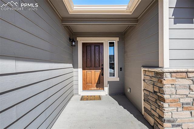 10823 Torreys Peak Way