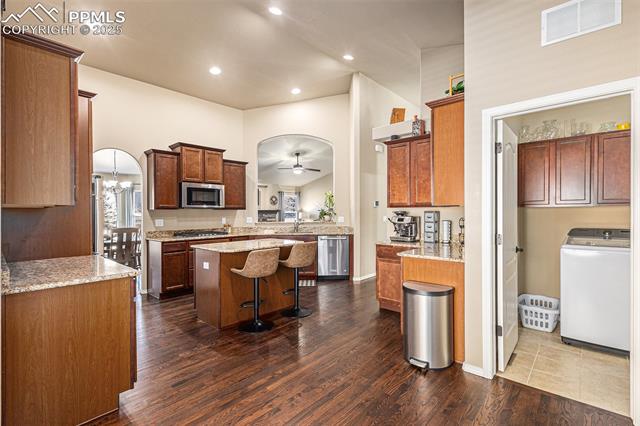 10823 Torreys Peak Way