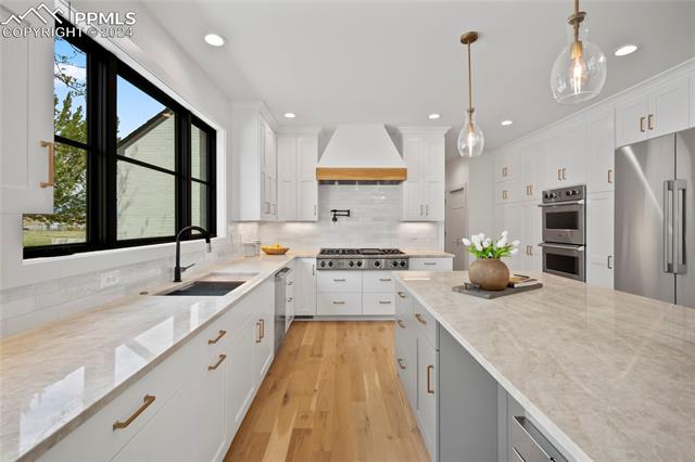 1150 Broadview Place