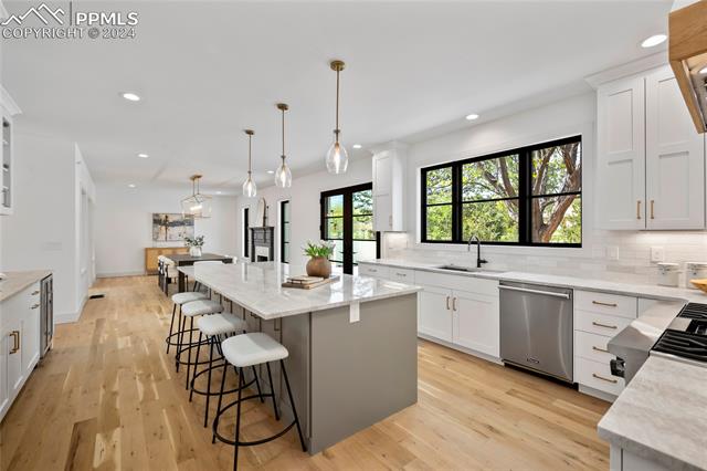 1150 Broadview Place