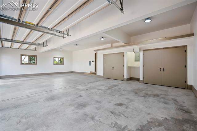 1150 Broadview Place