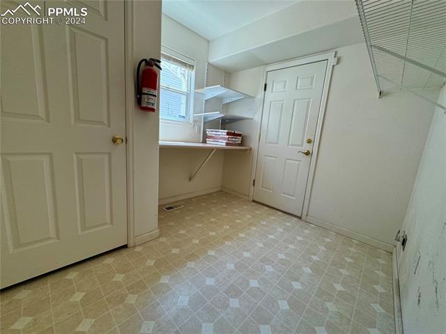 5304 Spoked Wheel Drive