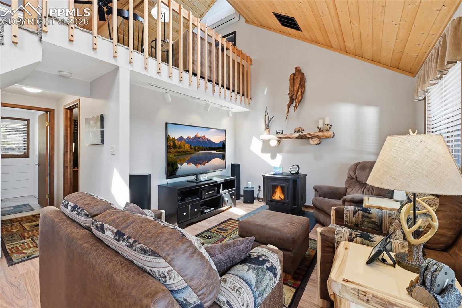 28 Signalman Lane