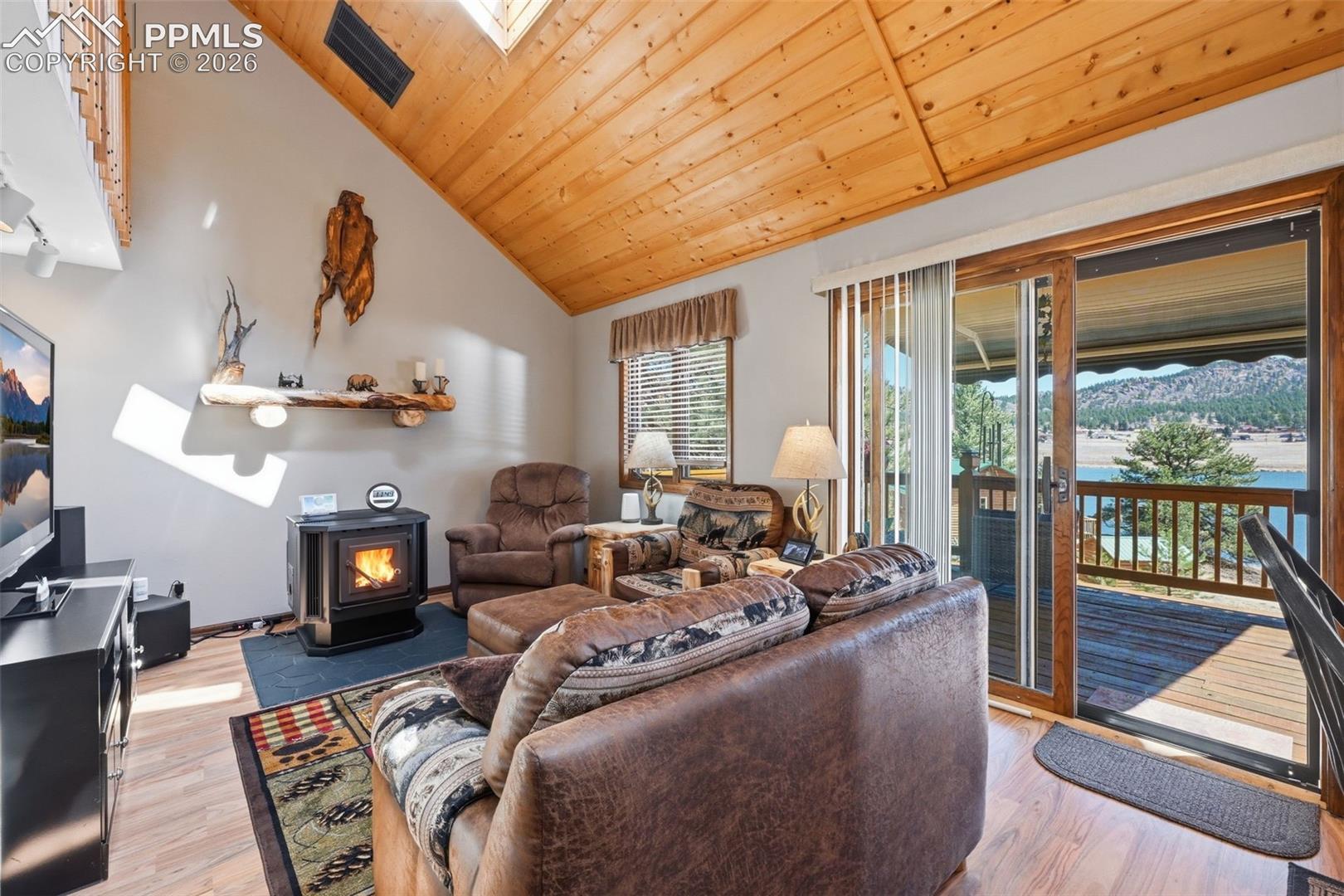 28 Signalman Lane