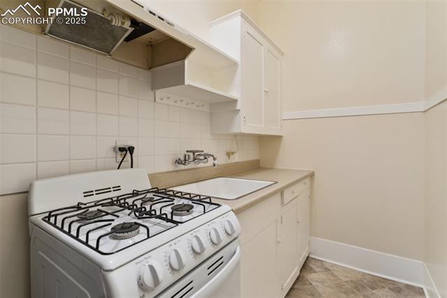 1215 N Nevada Avenue