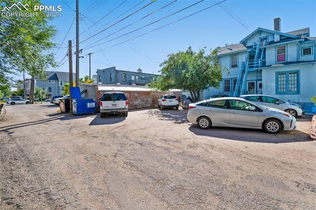 1215 N Nevada Avenue