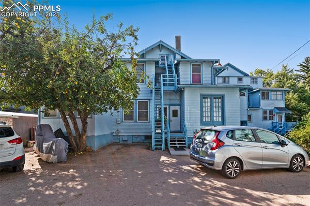 1215 N Nevada Avenue