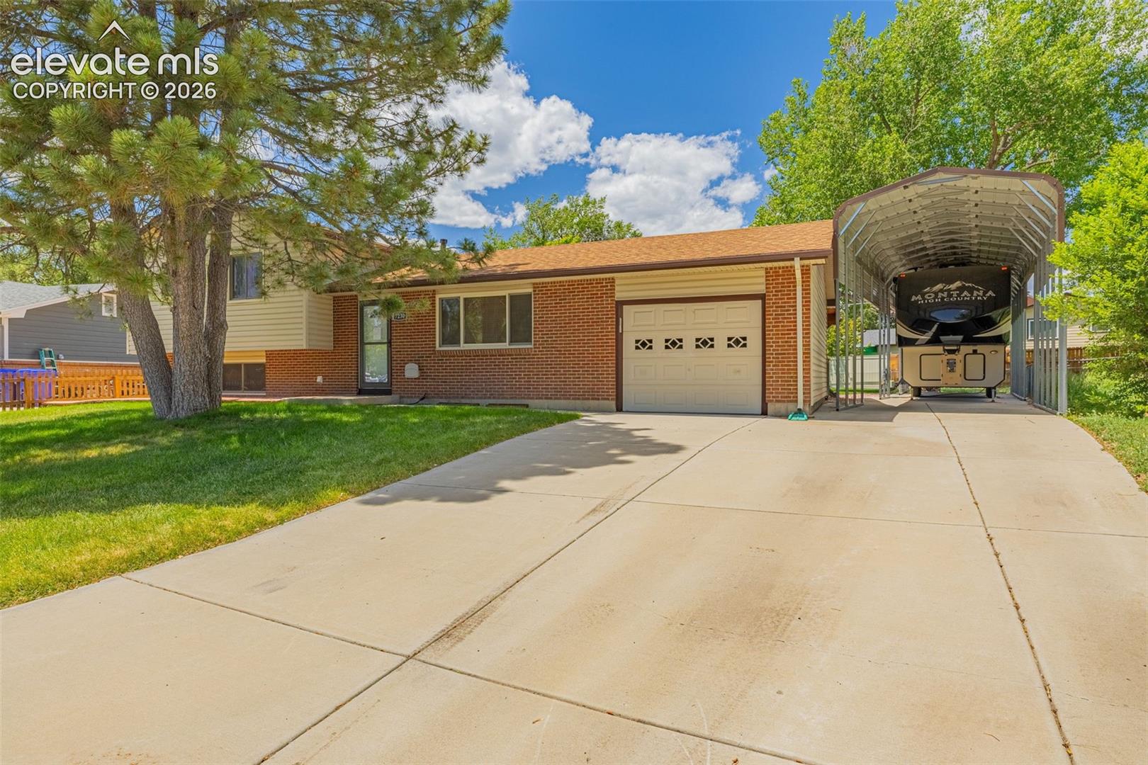 7230 Shelly Court