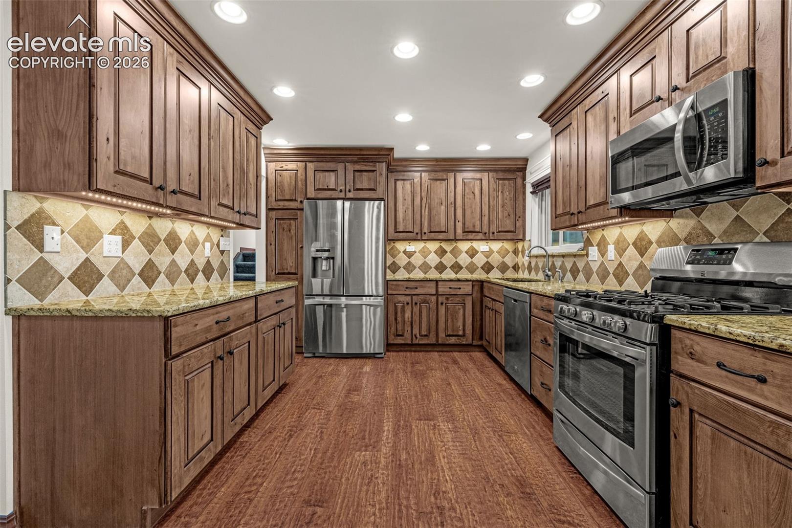 7230 Shelly Court