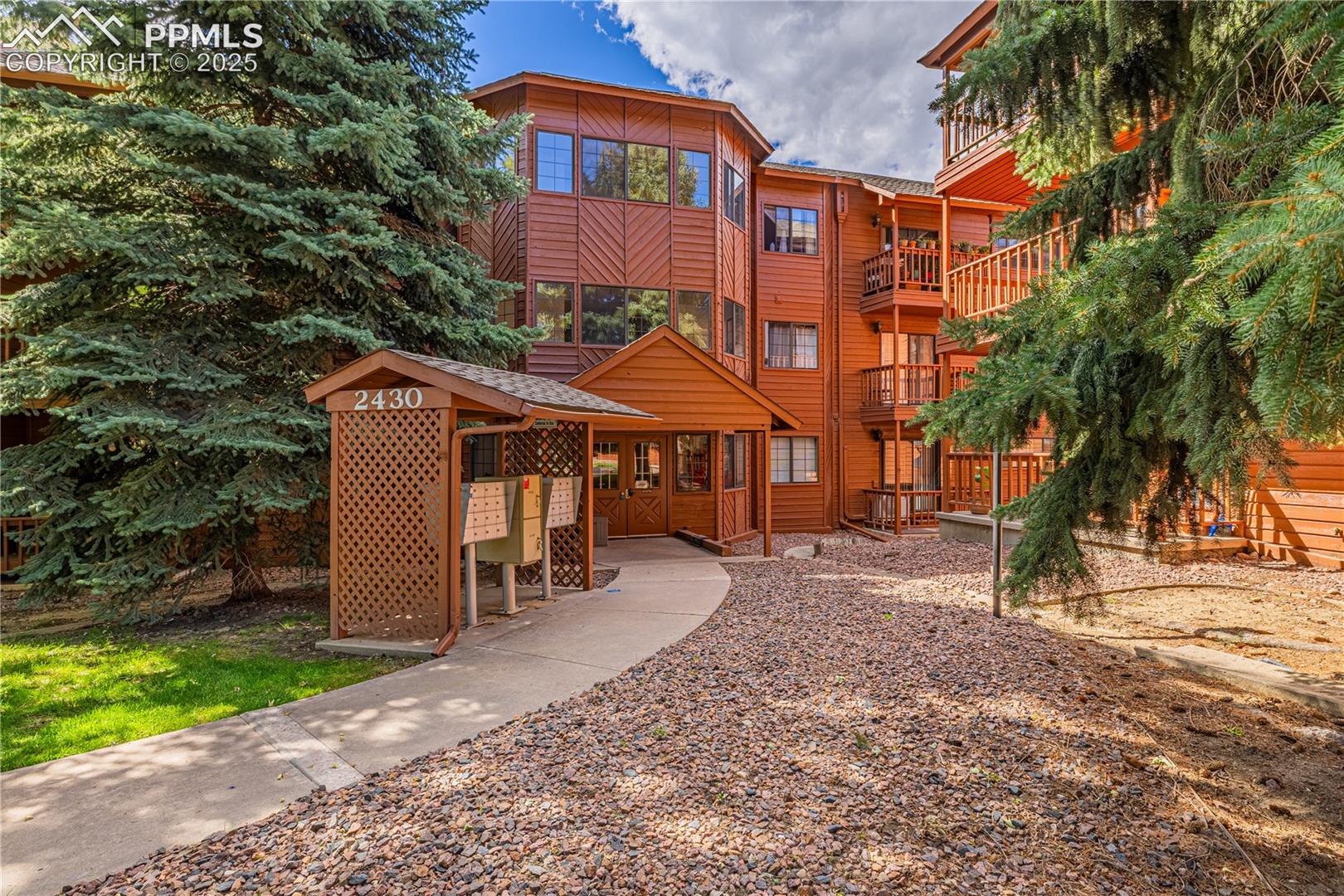 2430 Palmer Park Boulevard 305