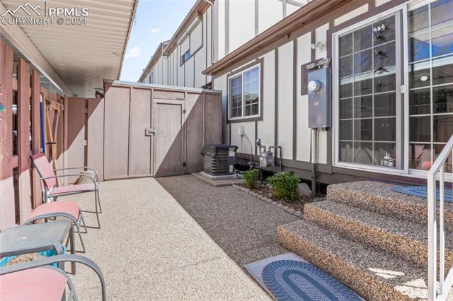 1981 N Academy Boulevard