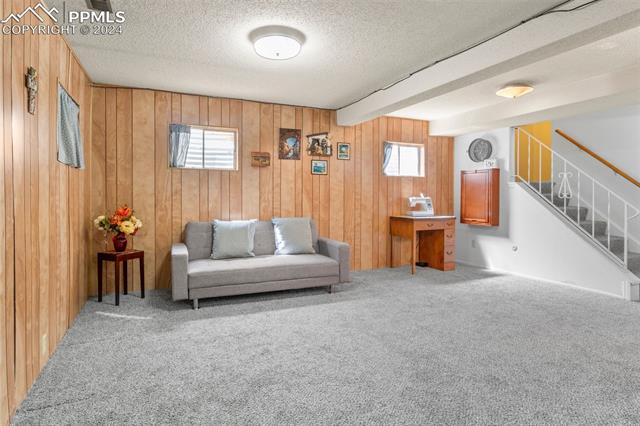 1981 N Academy Boulevard