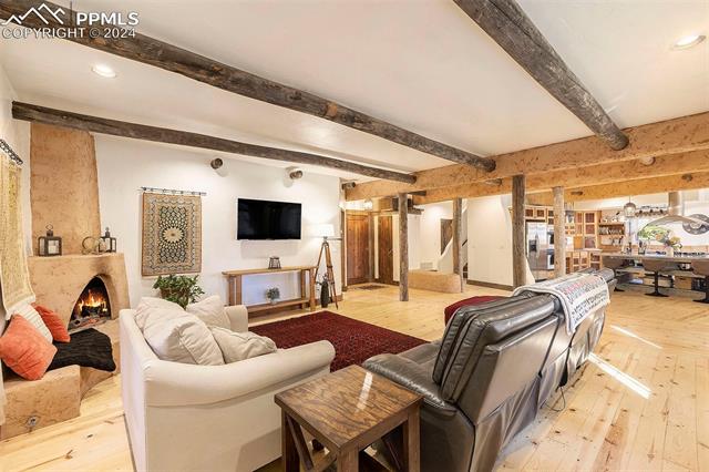 5860 Broadmoor Bluffs Drive