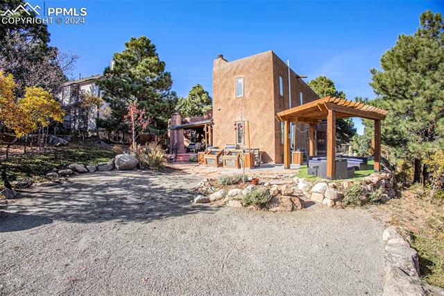 5860 Broadmoor Bluffs Drive