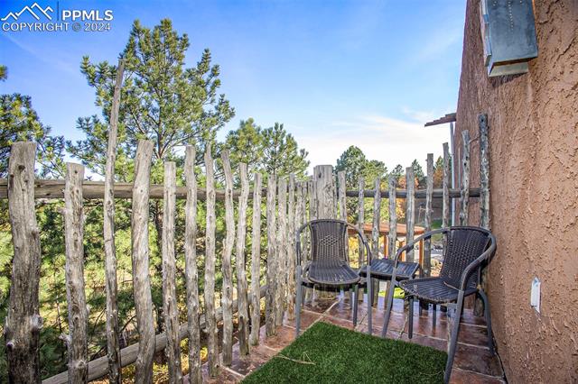 5860 Broadmoor Bluffs Drive