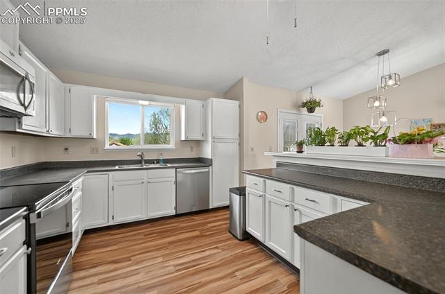 6930 Nettlewood Place