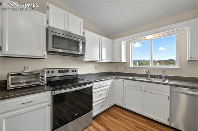 6930 Nettlewood Place