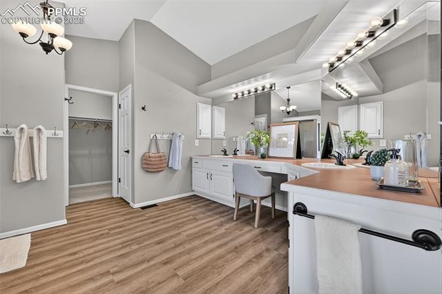 4455 Gloucester Court