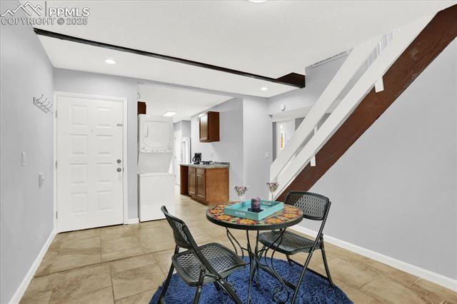 3240 Van Teylingen Drive D