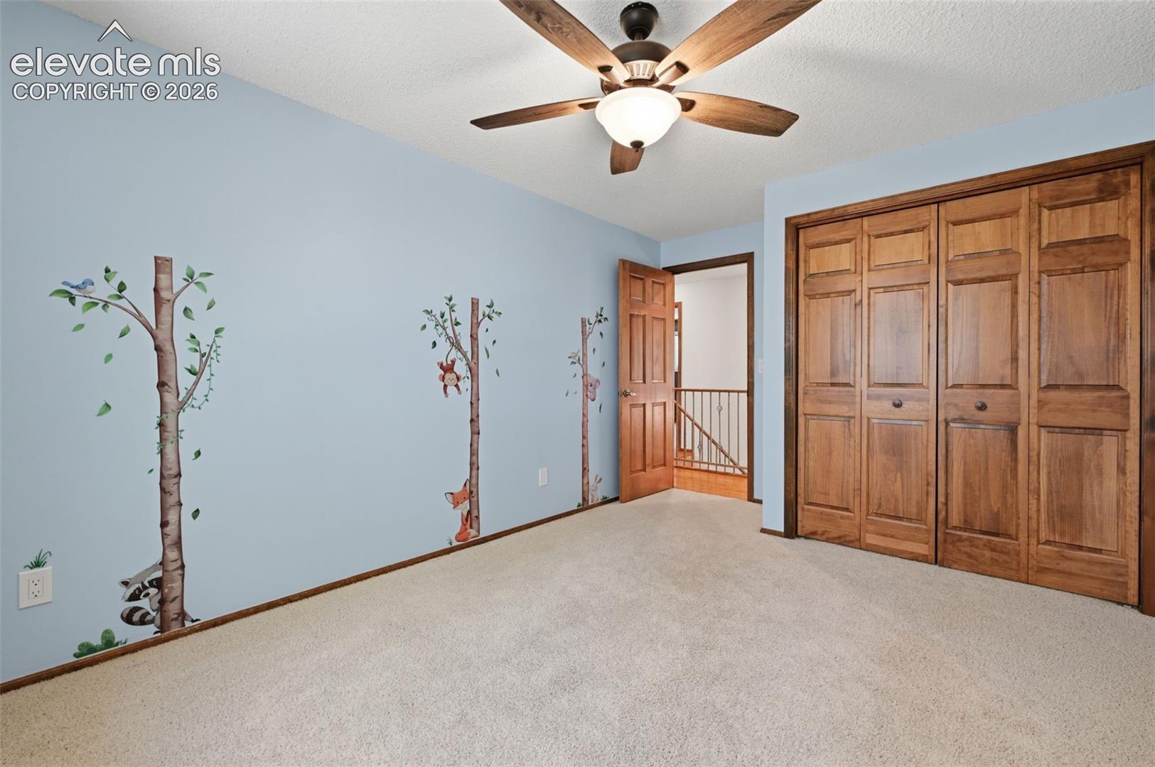 927 Oakwood Drive