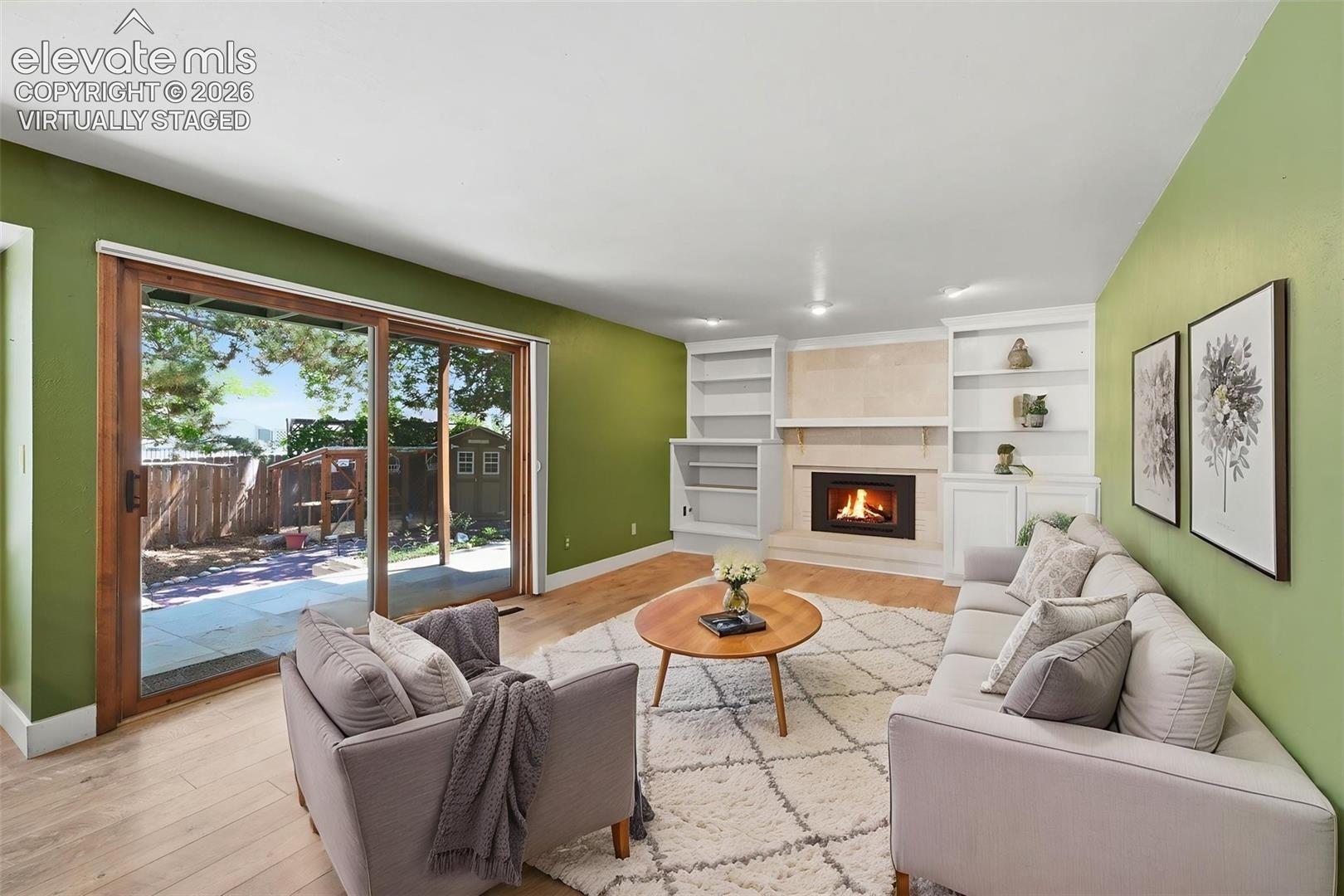 927 Oakwood Drive