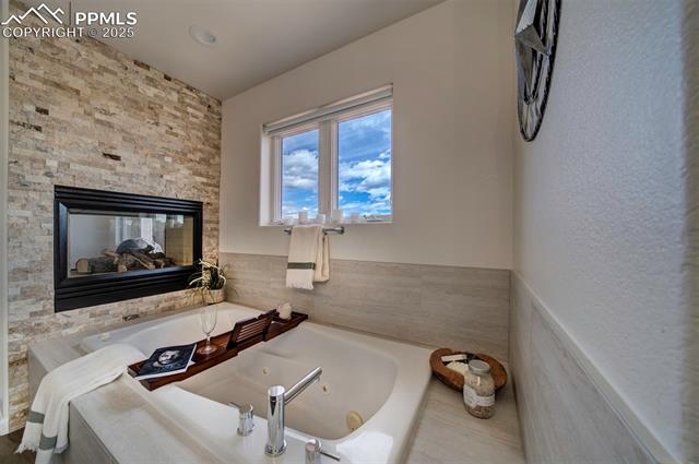 1455 Golden Hills Road