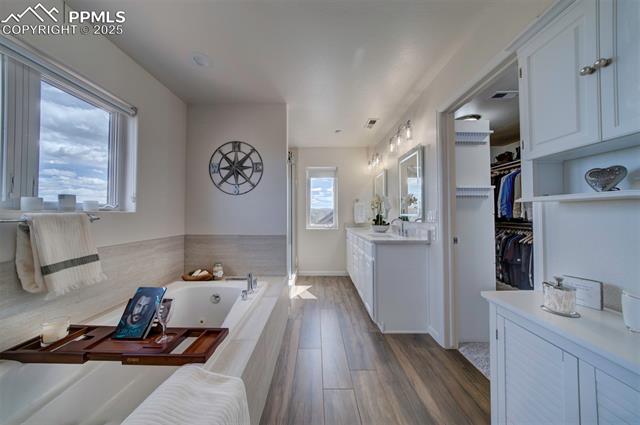 1455 Golden Hills Road