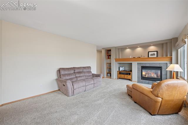 4364 Team Roper Place