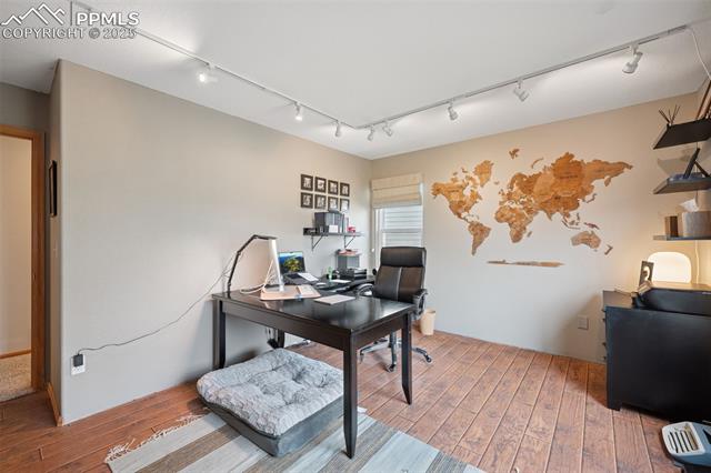 4364 Team Roper Place