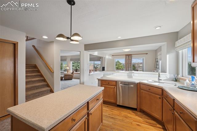 4364 Team Roper Place